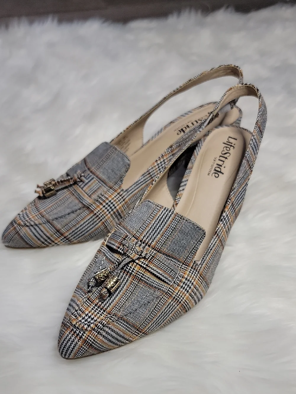 Audrey Slingback Tassel Loafer Pump 8M - Picture 2 of 11
